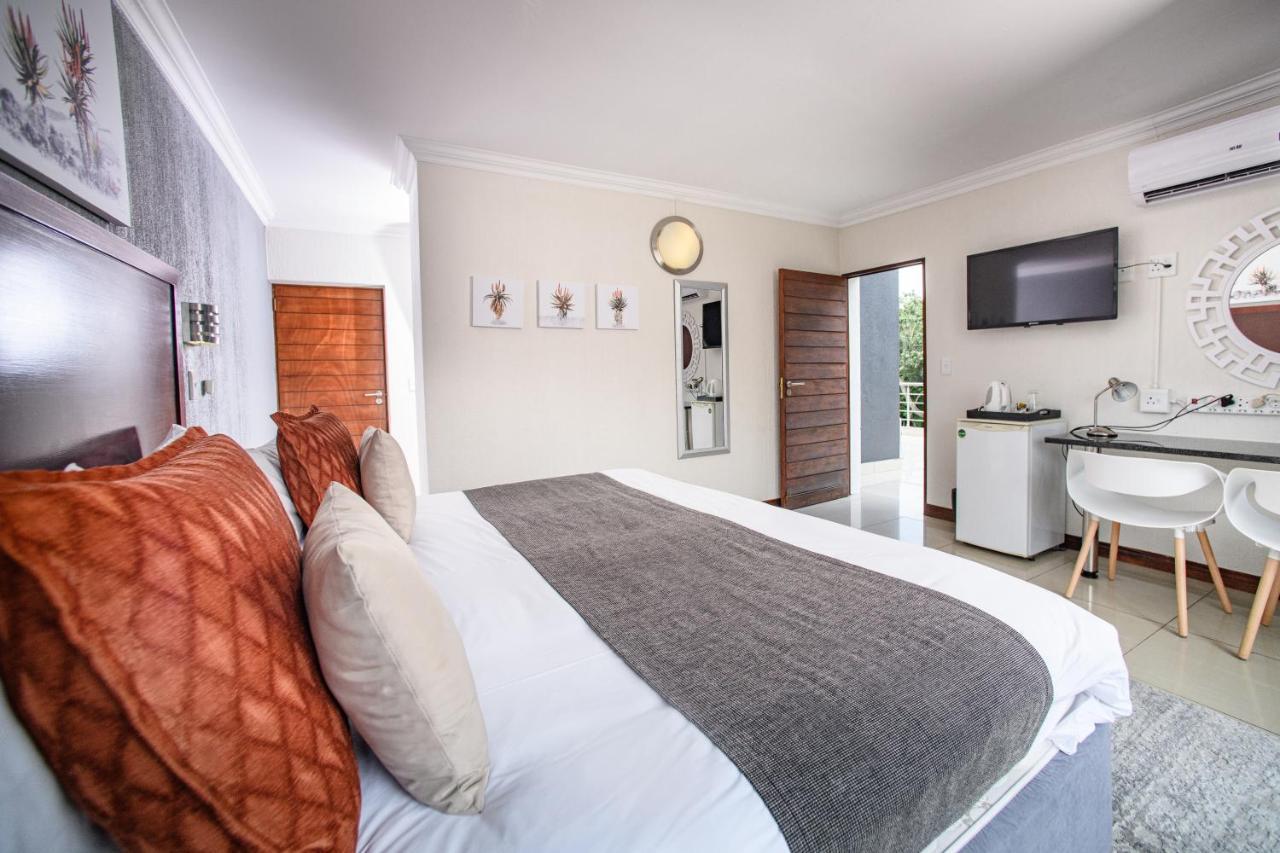 Khayalami Hotel - Mbombela Bagian luar foto