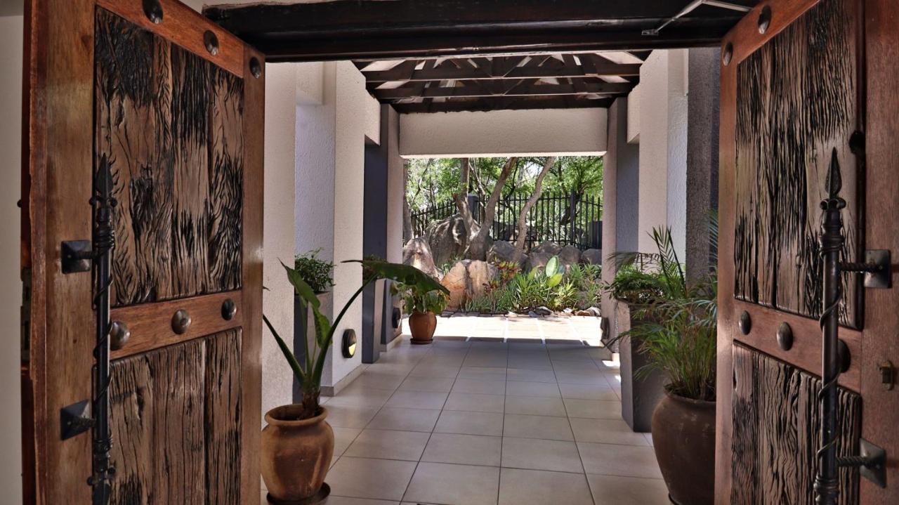 Khayalami Hotel - Mbombela Bagian luar foto
