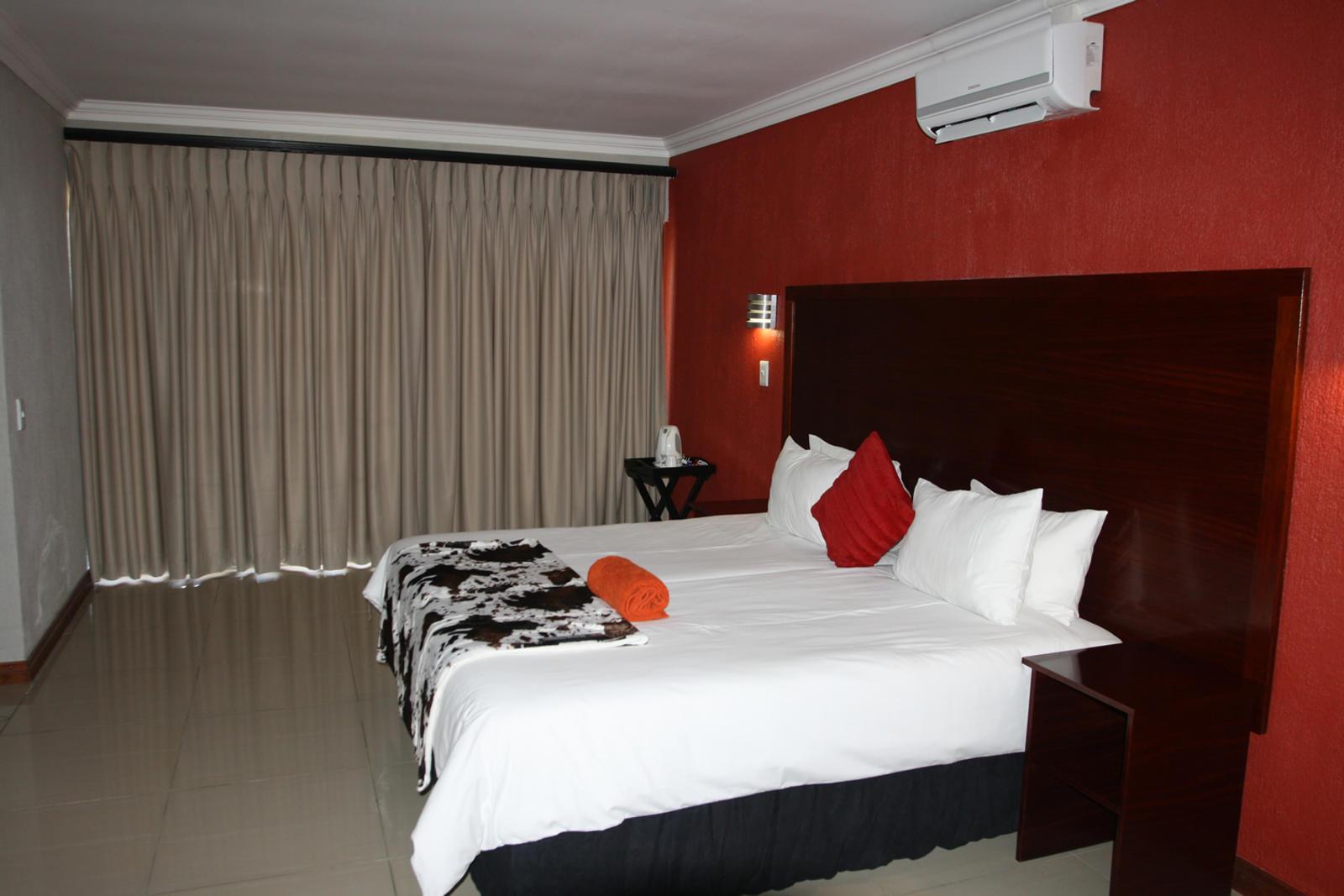 Khayalami Hotel - Mbombela Bagian luar foto