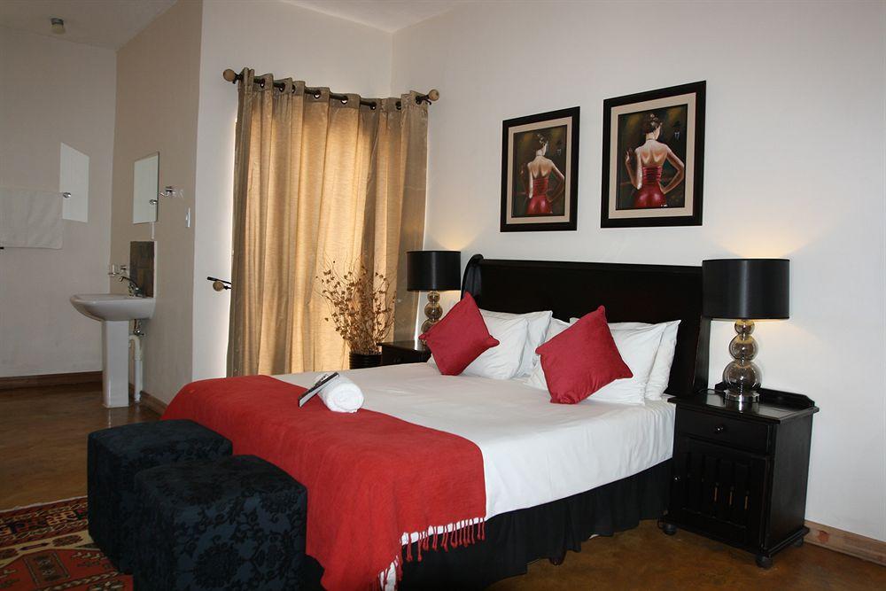Khayalami Hotel - Mbombela Bagian luar foto